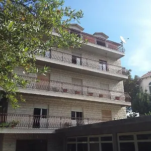 Adriatic Konukevi Split